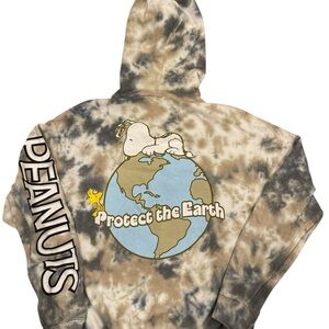 Peanuts Cream and Gray Tie-Dye Hoodie